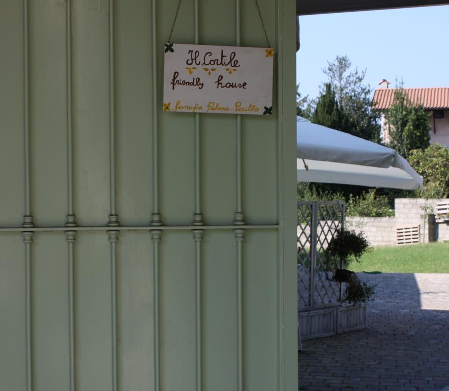 Il Cortile Friendly House Hotel Borgomanero Exterior photo